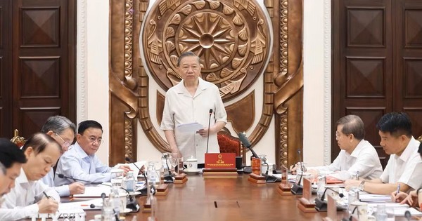 Hoàn thiện thể chế như một "chu trình sống"