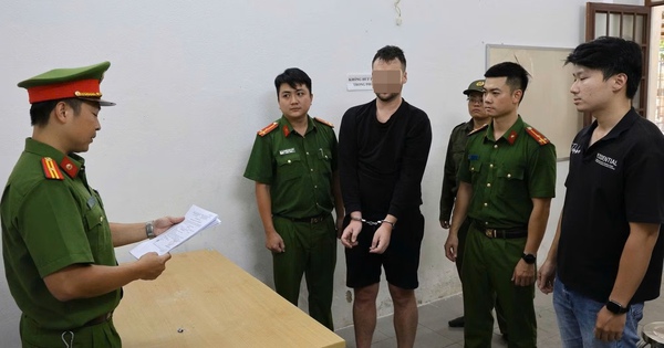 Khởi tố một người nước ngoài gây rối, đập phá quán cà phê tại Đà Nẵng 관련 이미지