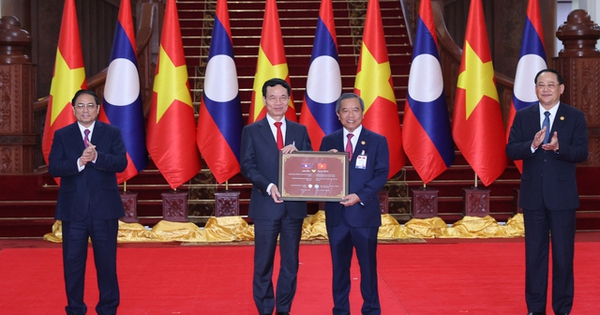 Viet Nam, Laos officially set up digital partnership