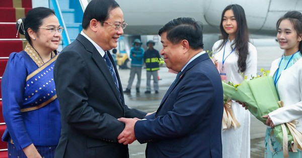 Lao Prime Minister starts two-day visit to Viet Nam