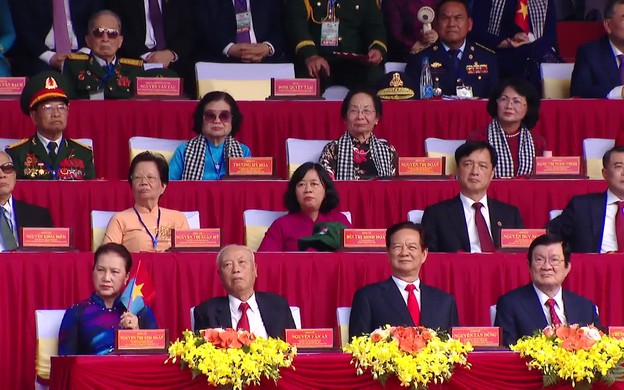 回顾辉煌，共绘新篇：越南纪念国家统一50周年盛典隆重举行