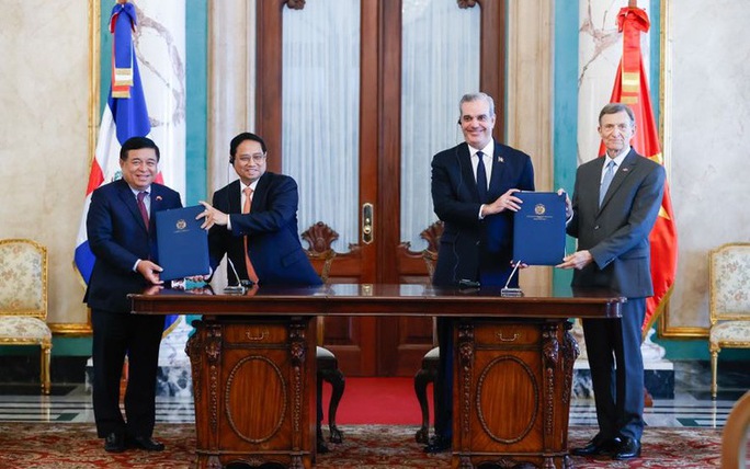 Viet Nam, Dominica sign cooperation deals