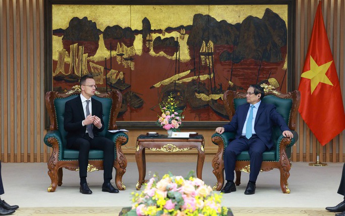 Hungary ready to help Viet Nam train 1,000 experts for operation of nuclear power plants