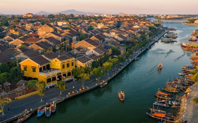 Hoi An named among world’s top 10 cities for 2025: Travel+Leisure