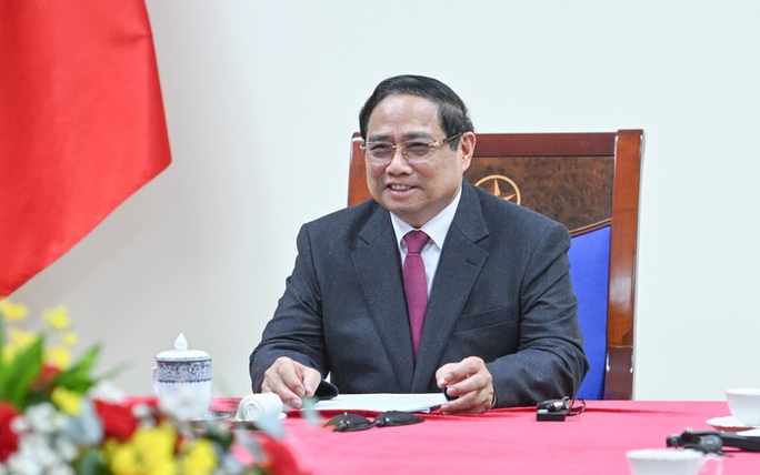 Vietnamese, Singaporean Prime Ministers hold phone talks