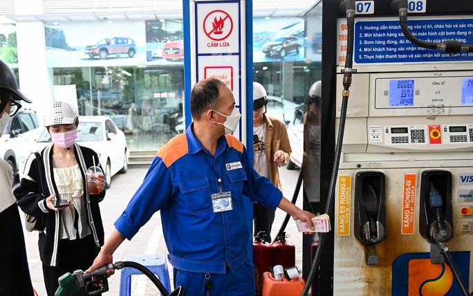 Environmental protection taxes on fuels temporarily removed to curb price hikes