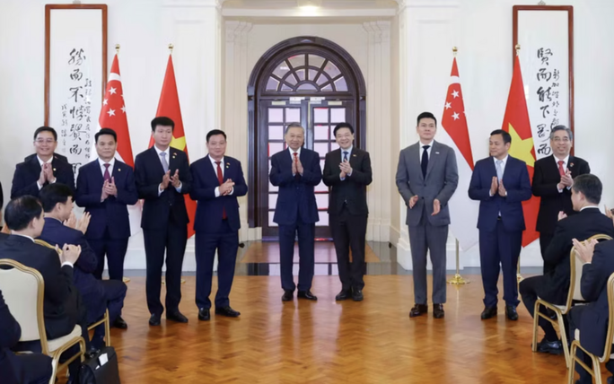 Viet Nam, Singapore issue Joint Statement on supply chain resilience