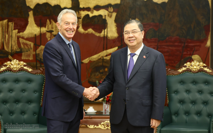 Standing Deputy PM hosts former UK Prime Minister Tony Blair
